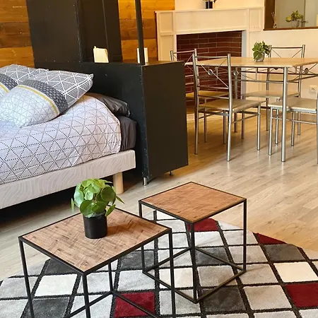 Apartamento Chaleureuse échappée : Commodités, Calme, Confort