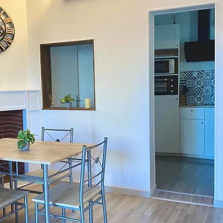 Chaleureuse Echappee : Commodites, Calme, Confort Apartman Angers