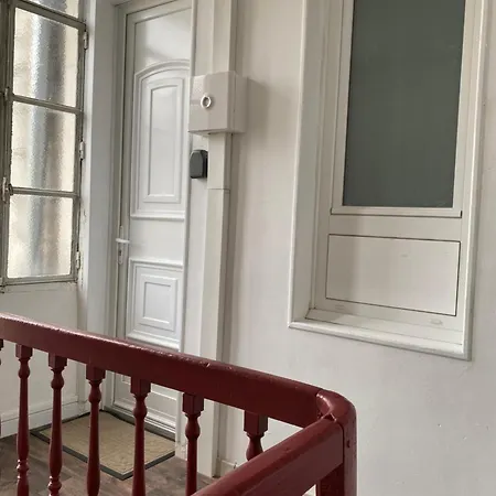 Apartamento Chaleureuse échappée : Commodités, Calme, Confort *